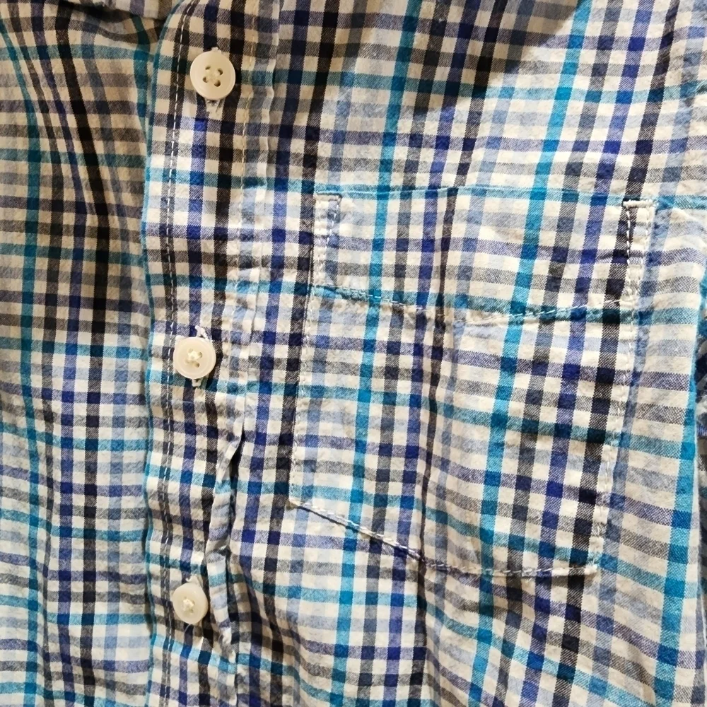 Childrens Place Long sleeve blue and white plaid button up shirt Size S 5/6